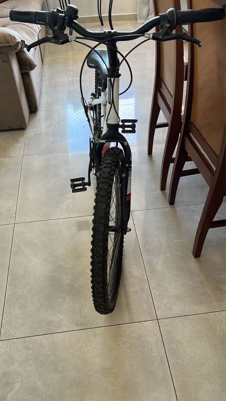 Vendo bicicleta aro 24 - Foto 2