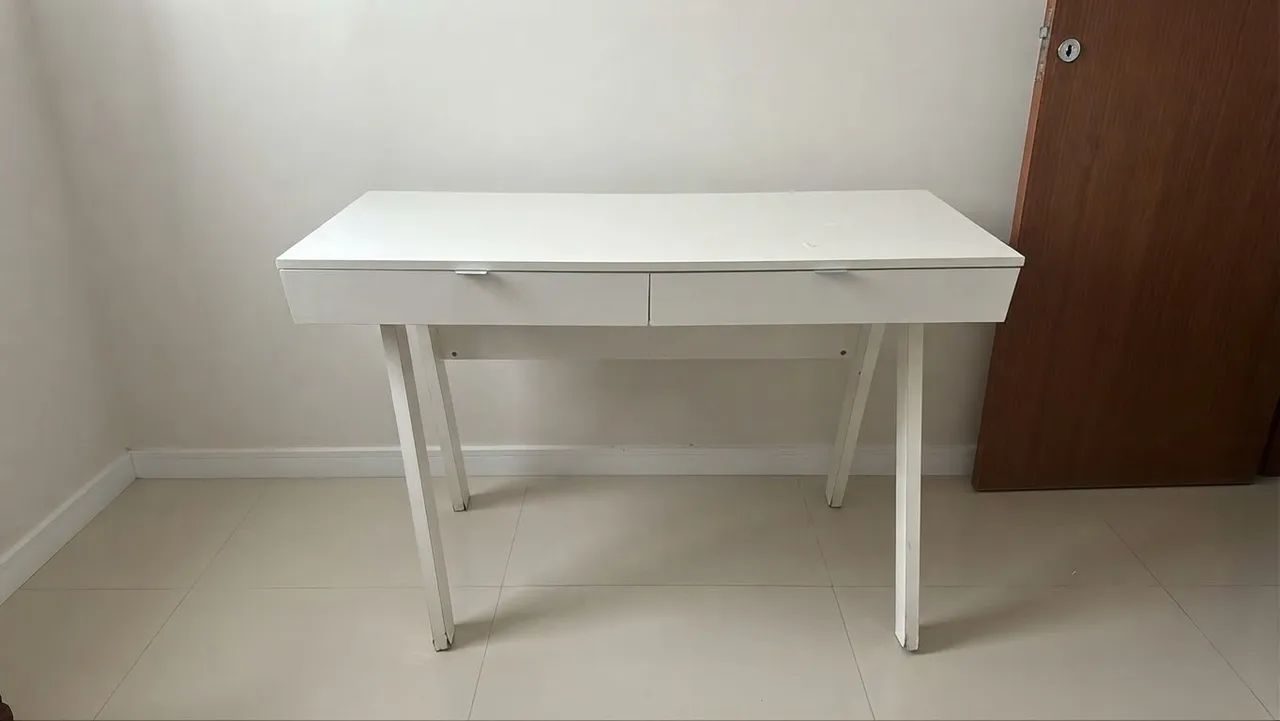 Mesa escrivaninha 