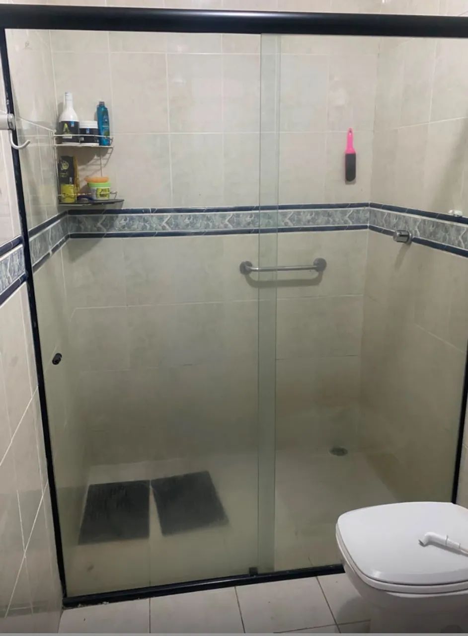 Vendo box com perfil 