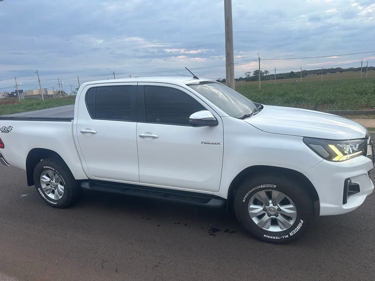 Toyota Hilux Hilux CD SRV 4x2 2.7 Flex 16V Aut. 2018