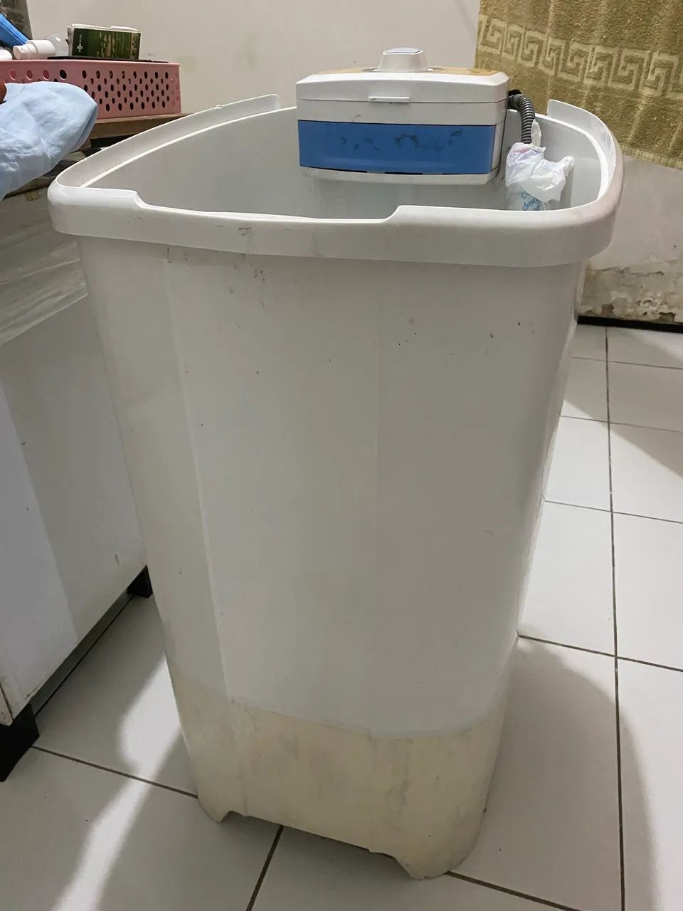 Tanque de levar e um fogão 4 boca de brinde 