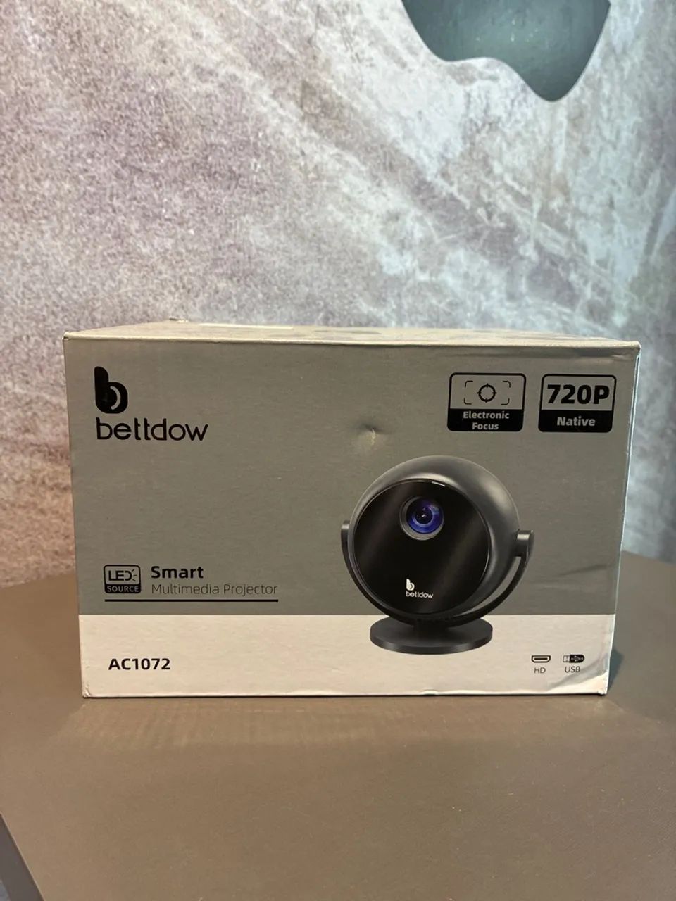 Projetor BETTDOW AC1072 Portátil com Android 11