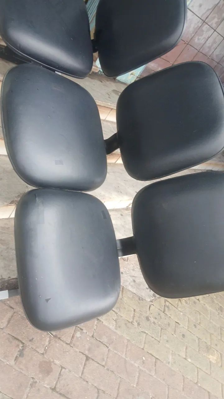 Cadeira  com  3 lugar 