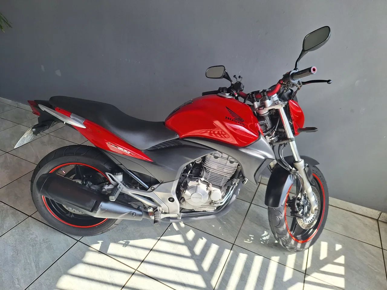 CB300 R