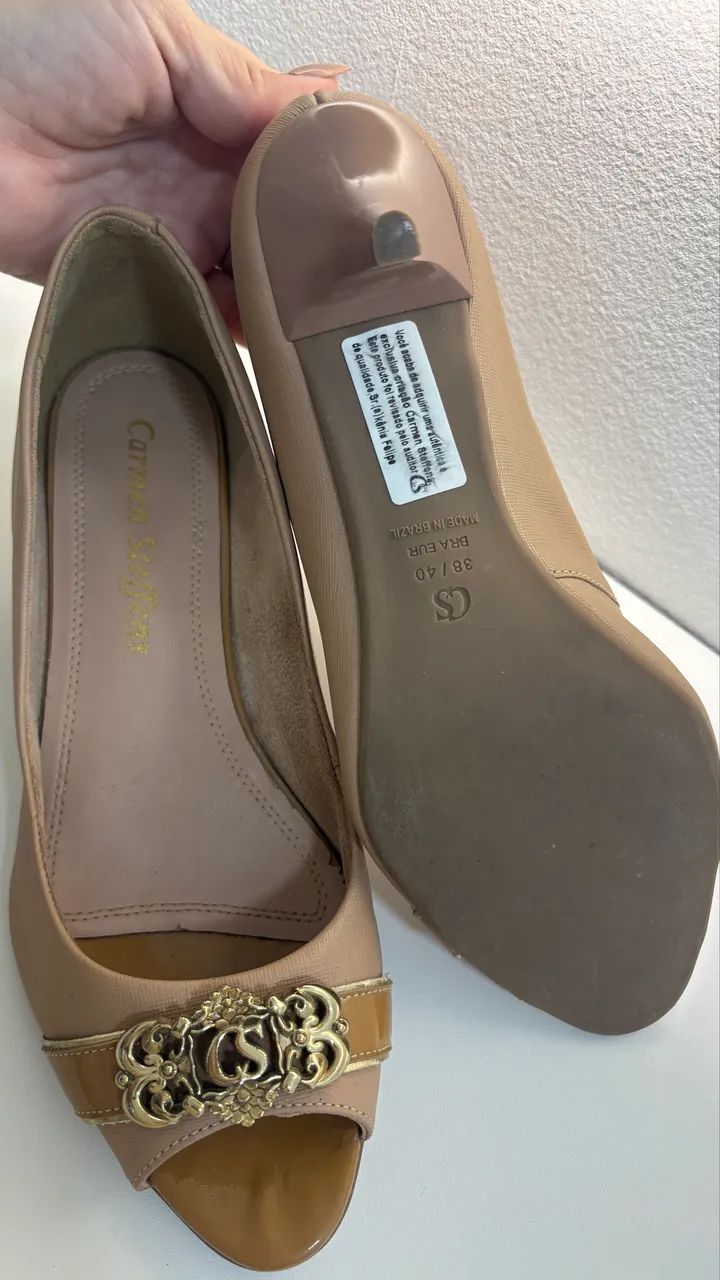Sapato peep toe Carmen Steffens