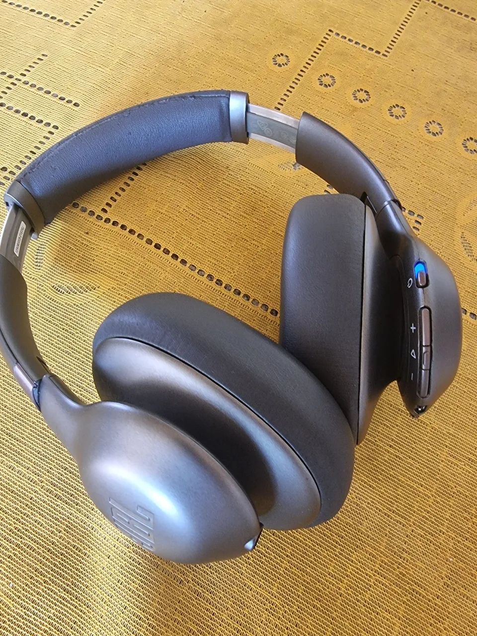 JBL Everest Elite 750 NC