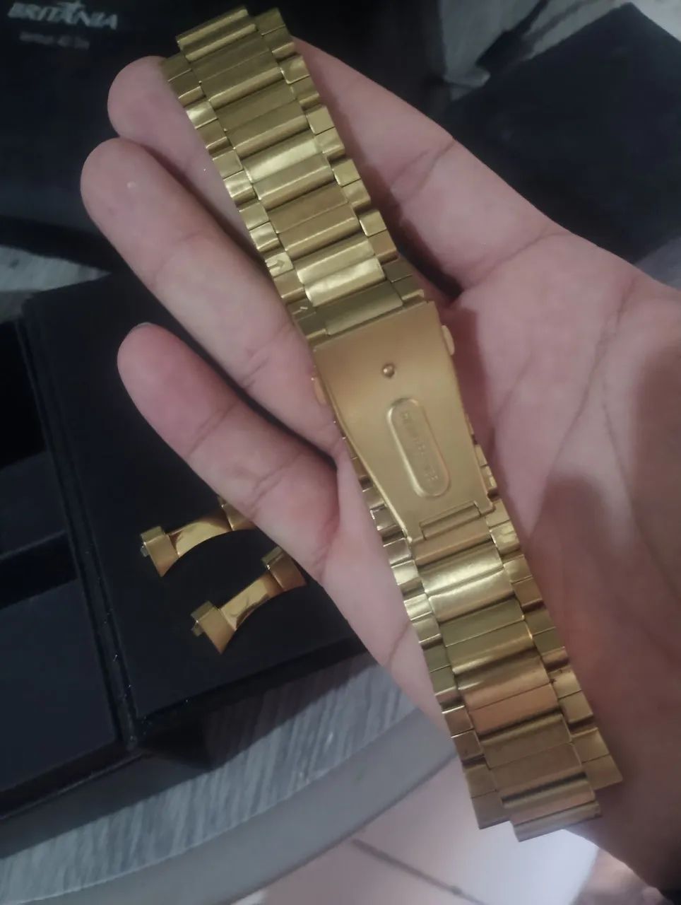 Puceira cor de ouro de relógio já com os terminais original  - Foto 2