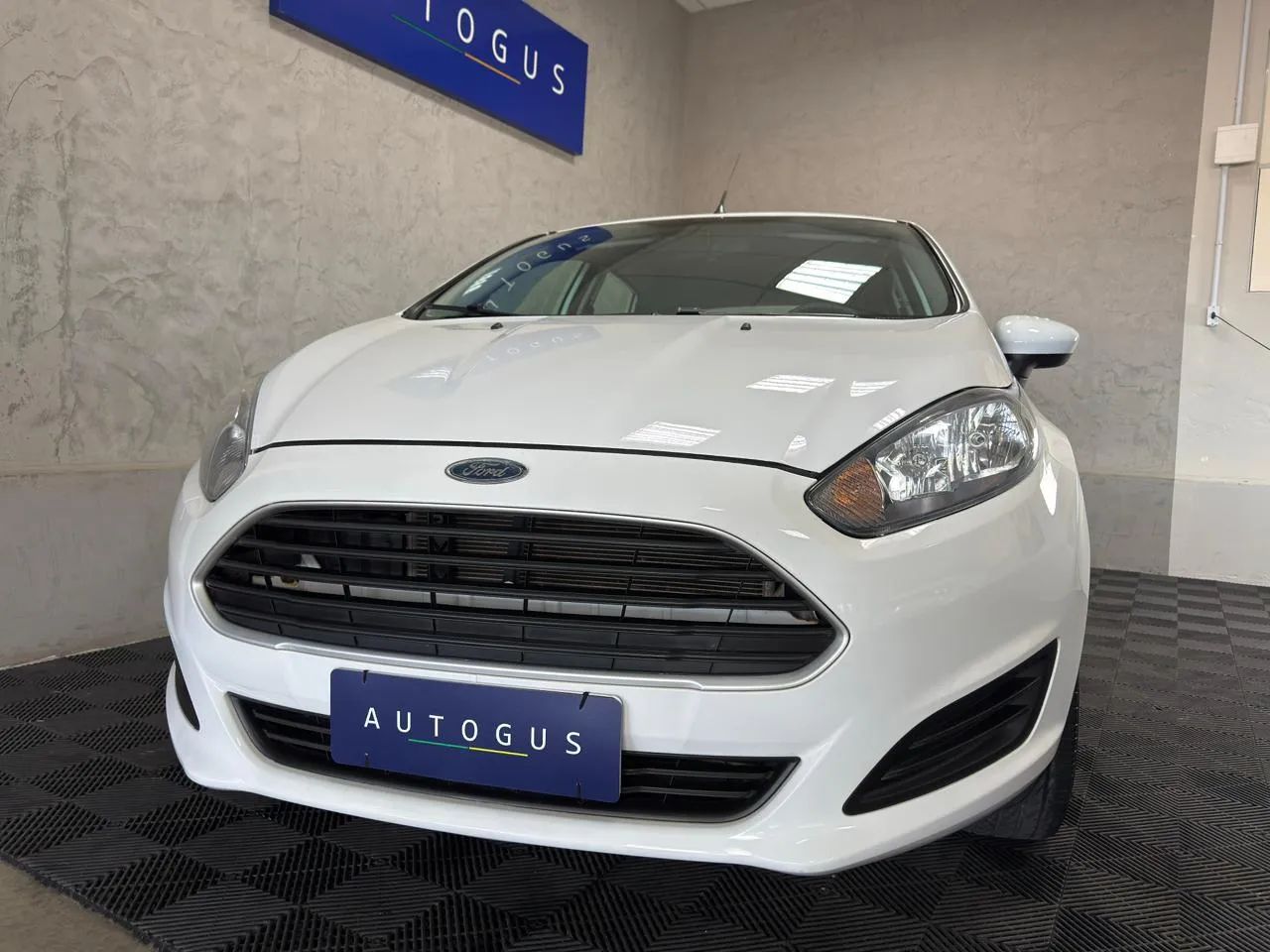 Ford Fiesta 1.5 16V Flex Mec. 5P 2016 - Foto 2