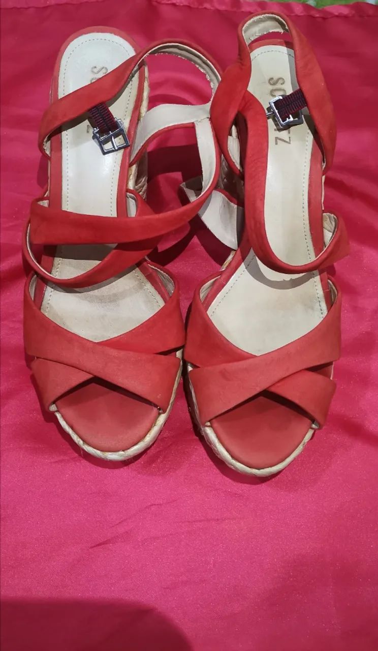 Sandália Plataforma Schutz - Foto 4