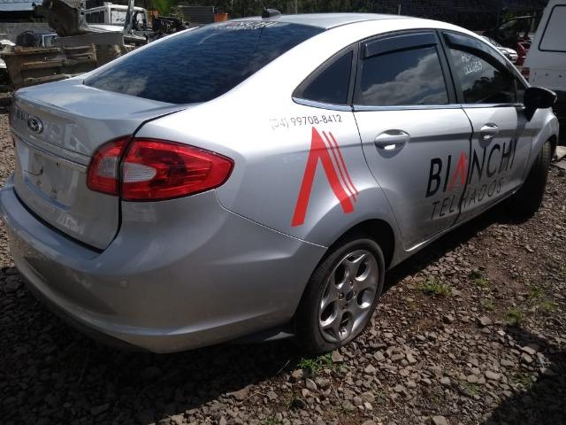 Lanterna da tampa lado direito Ford Fiesta 2013 Original - Foto 3
