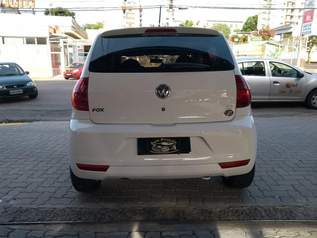 VOLKSWAGEN FOX 2012/2013 1.6 MI 8V FLEX 4P MANUAL - Foto 4