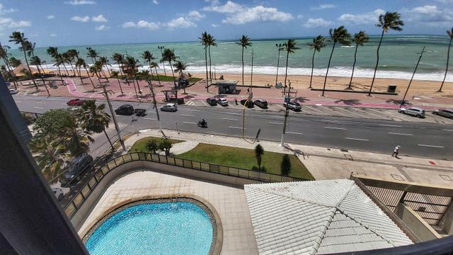 Edifício Salmar Beira Mar Alto Padrão com 3 Suítes , 3 Vagas e 379m3 +DCE Jatiúca
