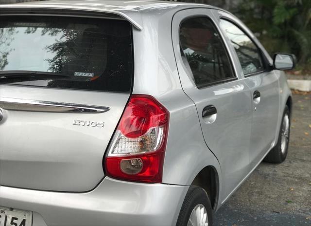Toyota Etios X 1.3 Flex 16V Mec. (Ano 2013) - Foto 3