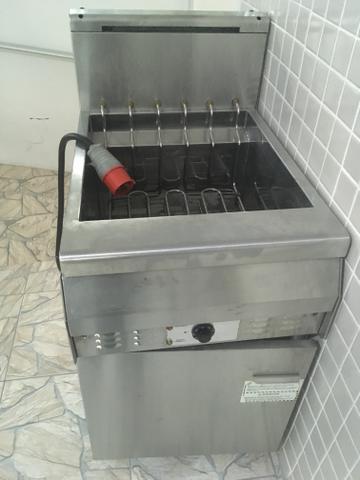 Baixamos o preço Fritadeira Tedesco