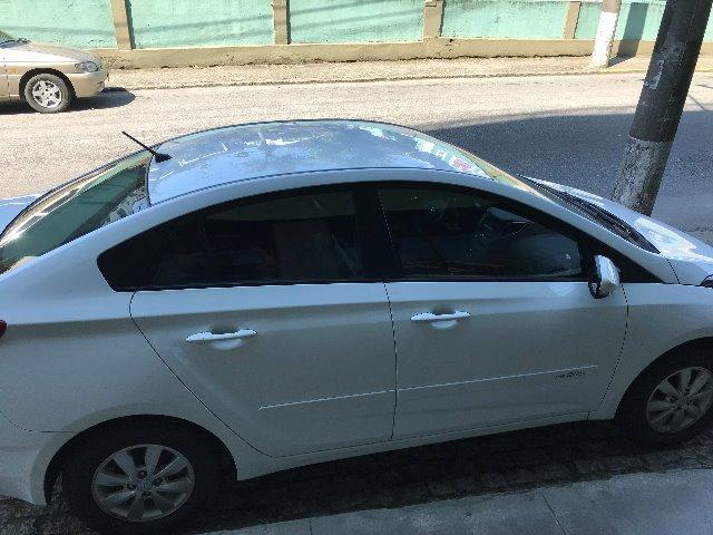 HB20S 1.6 Comfort Plus 2014/2015 Automático / Couro - Único Dono - Perfeito - Foto 19