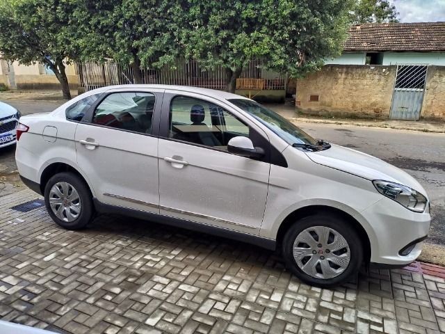 Grand Siena Attractive 1.4 2017/2018 muito novo !!! - Foto 2