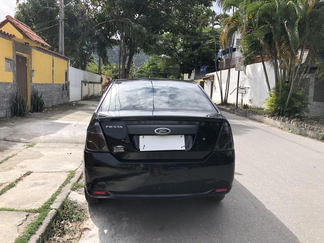 Ford Fiesta sedan se 1.0 2014 - Foto 4