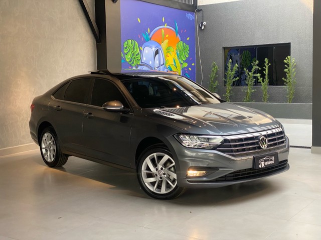 JETTA 250 TSI COM APENAS 1.810 KM