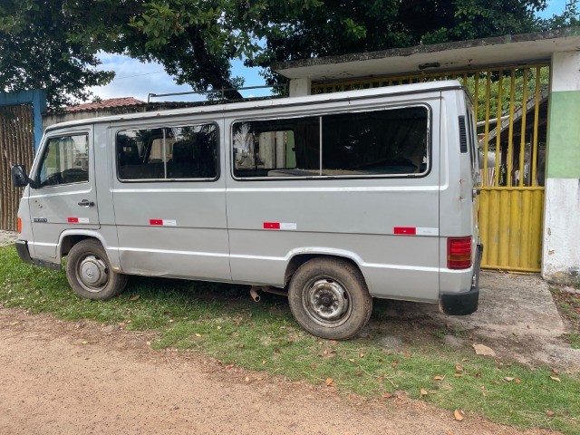 MERCEDES MB 180D 1996