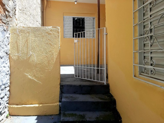 Alugo Casa na ZN - Prox. Parada Inglesa 