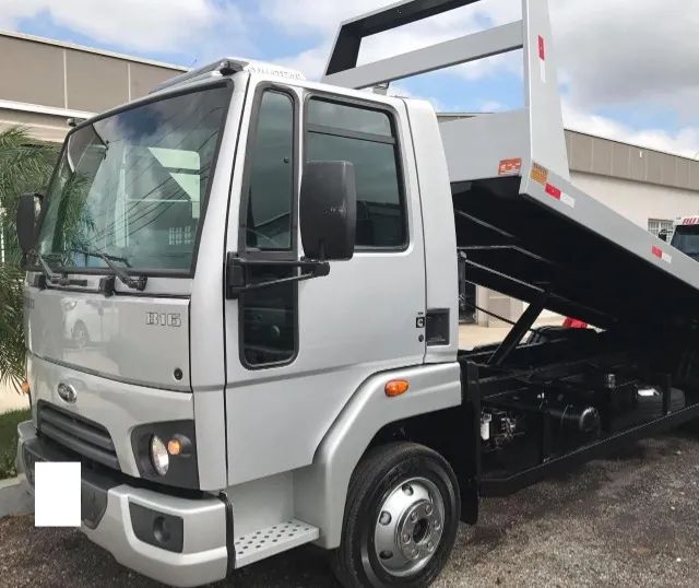 Ford Cargo 816 Guincho 2016 - Foto 2