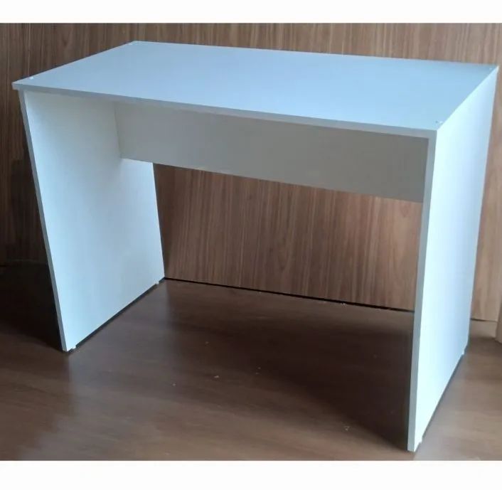 Escrivaninha/Mesa de estudo