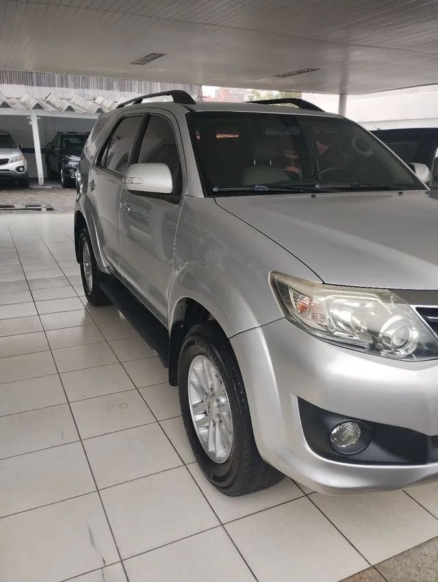 TOYOTA HILUX SW4 SR 4X2 2.7/ 2.7 FLEX 16V AUT. 2014 - 1299426597 | OLX