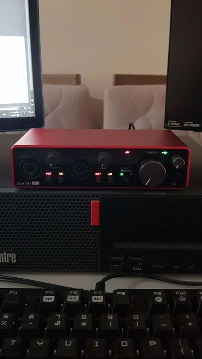 Interface de áudio Focusrite 2i2 - Foto 4