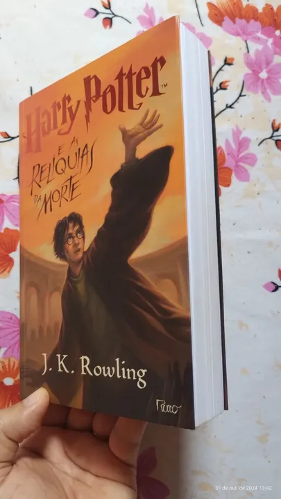 Harry Potter e as Relíquias da Morte - Livro em Português