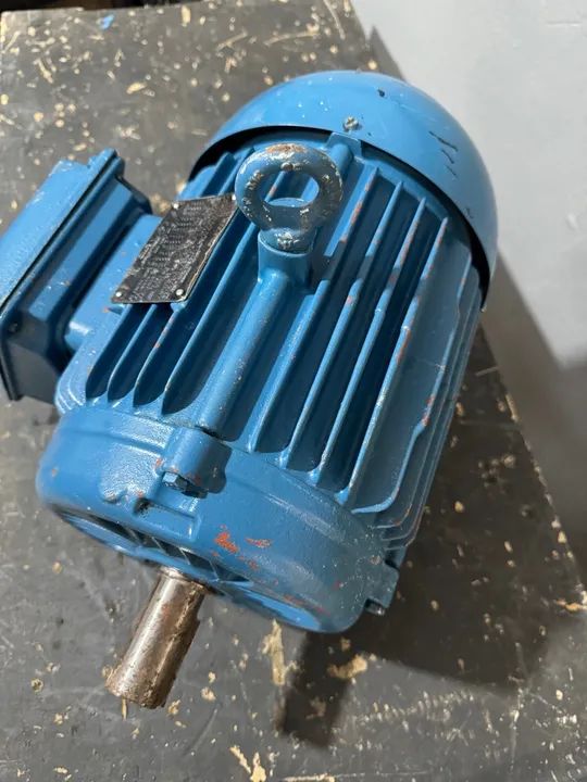 Motor Weg w22 Novo 7,5cv trifásico - Foto 4