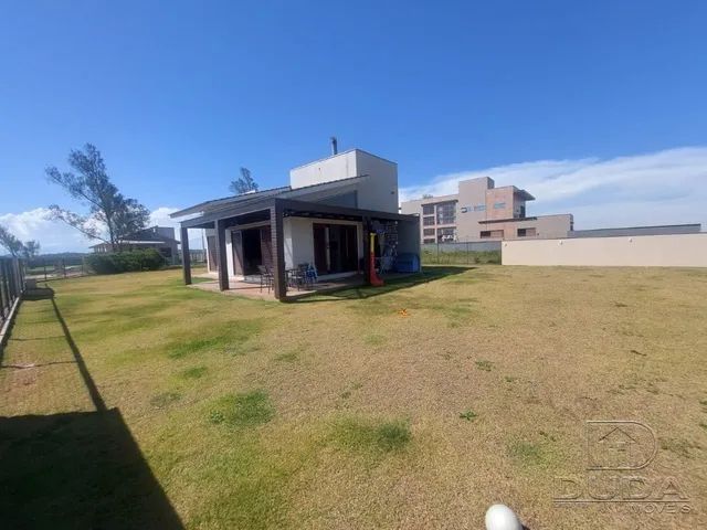 Casa à Venda em Balneário Rincão Norte - SC