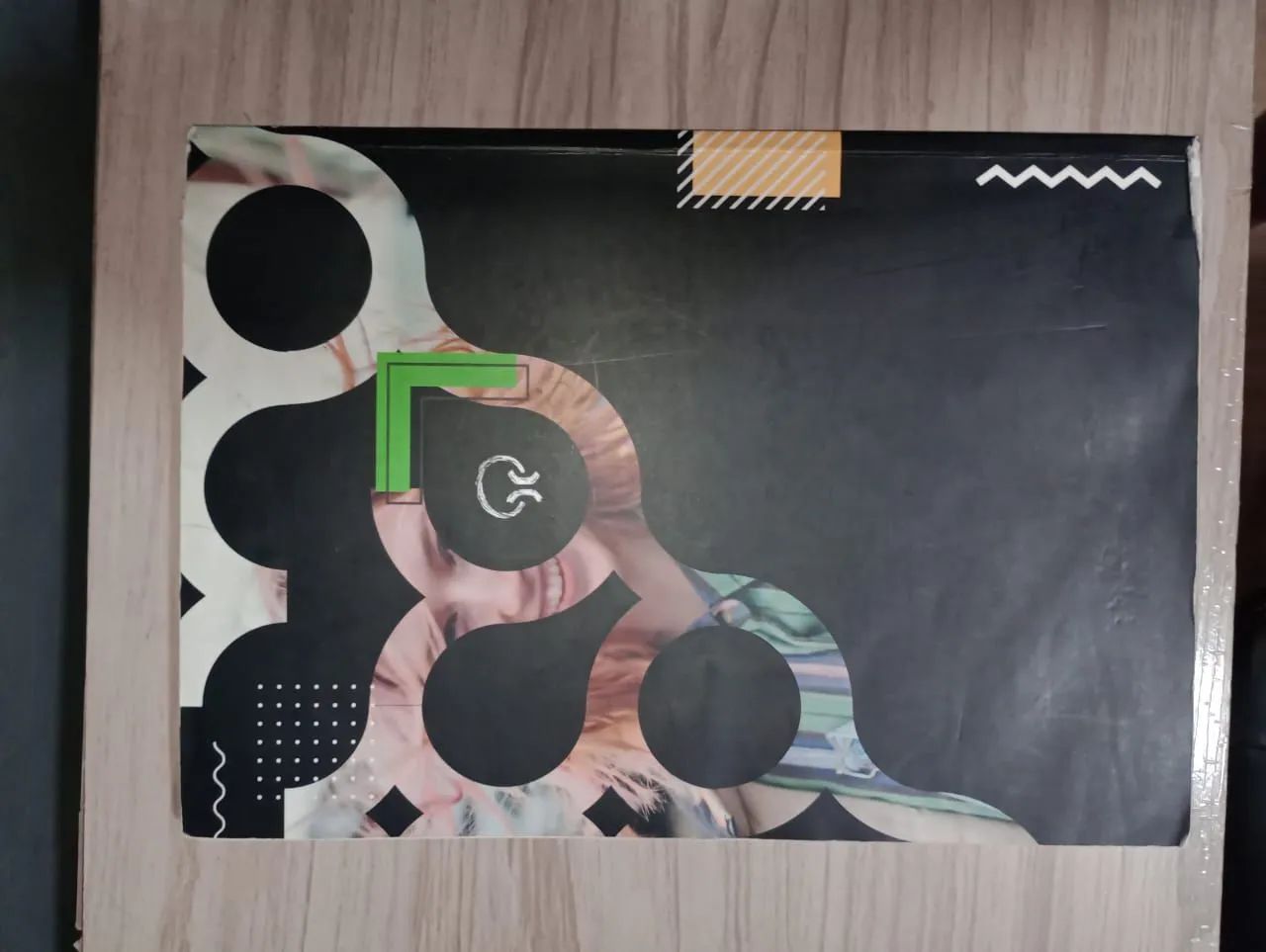 Livro Inglês IESB - 2° Ano 