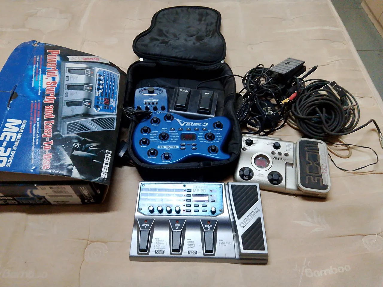 Pedais e Multi-Efeitos para Guitarra - BOSS, Behringer, Zoom