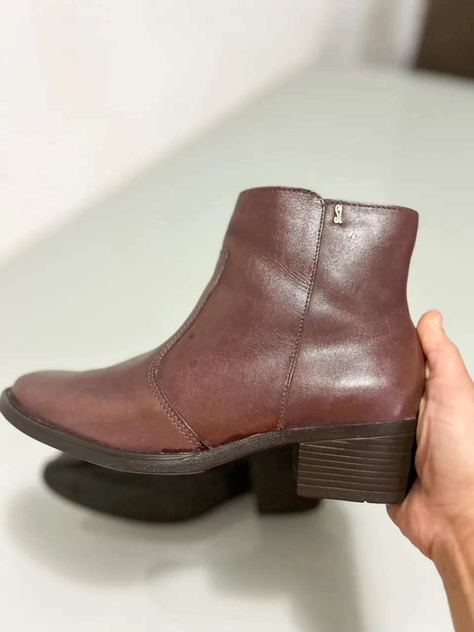 Bota de Couro Santa Lolla Marrom  - Foto 4