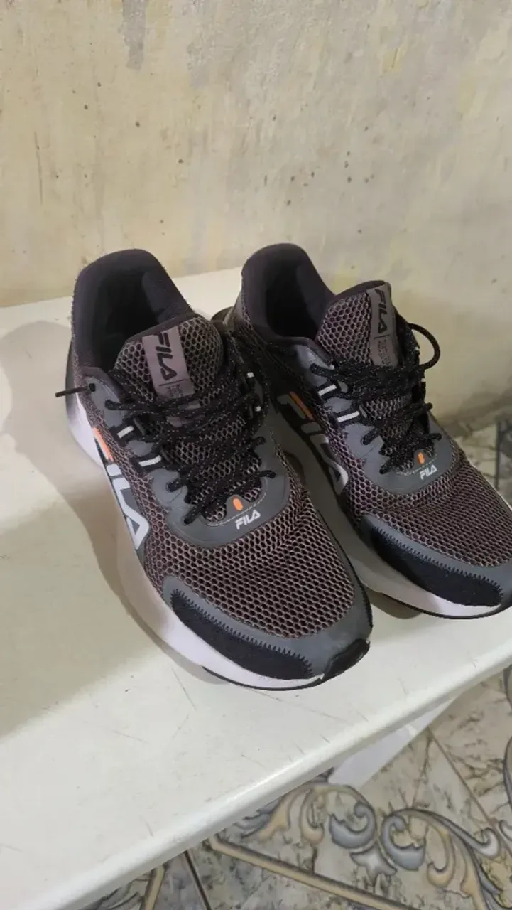 Tenis Fila Heating Masculino Usado