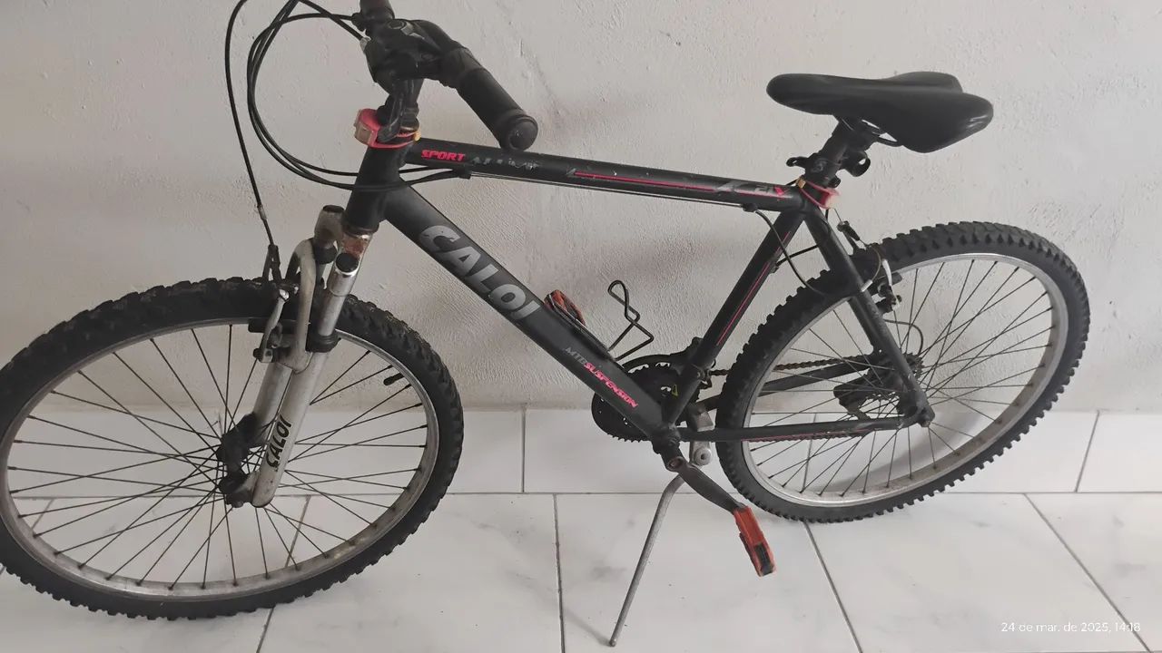 Bicicleta Caloi Aro 26 Semi-Nova - Foto 4