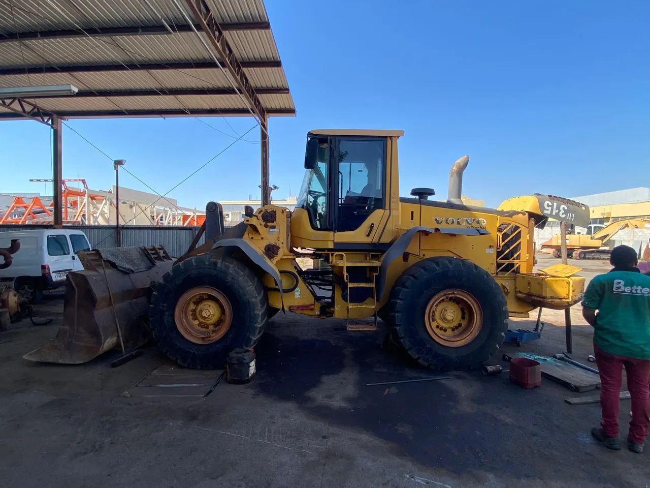 Pá carregadeira volvo modelo L110F 20 tonelada volvo