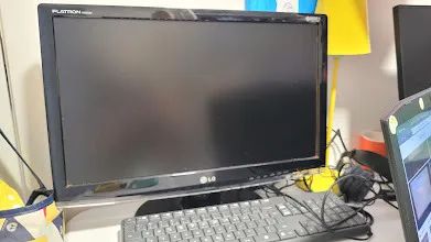 Monitor LG Flaton W2253V