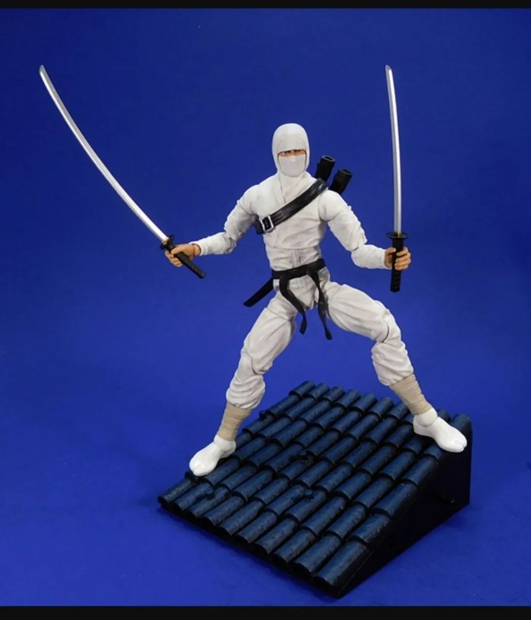 Articulated Icons The Feudal Series Deluxe Ninja (White) - Hobbies