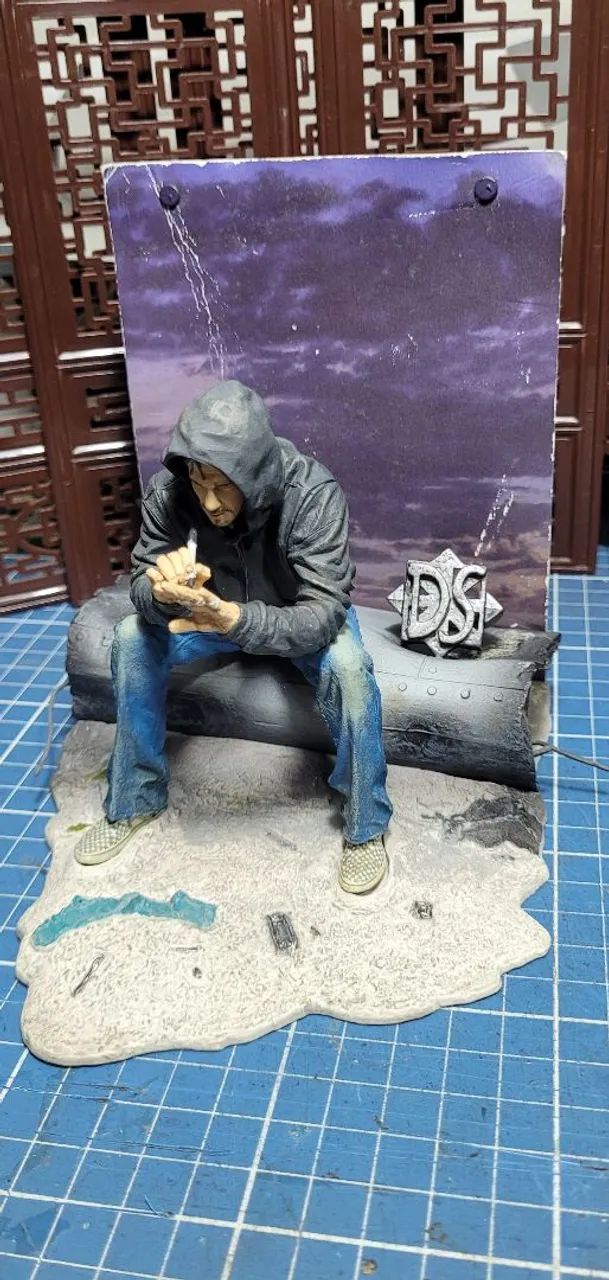 ACTION FIGURE MCFARLANE LOST CHARLIE PACE - Foto 2