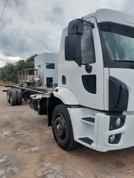 Caminhão cargo 2429 truck