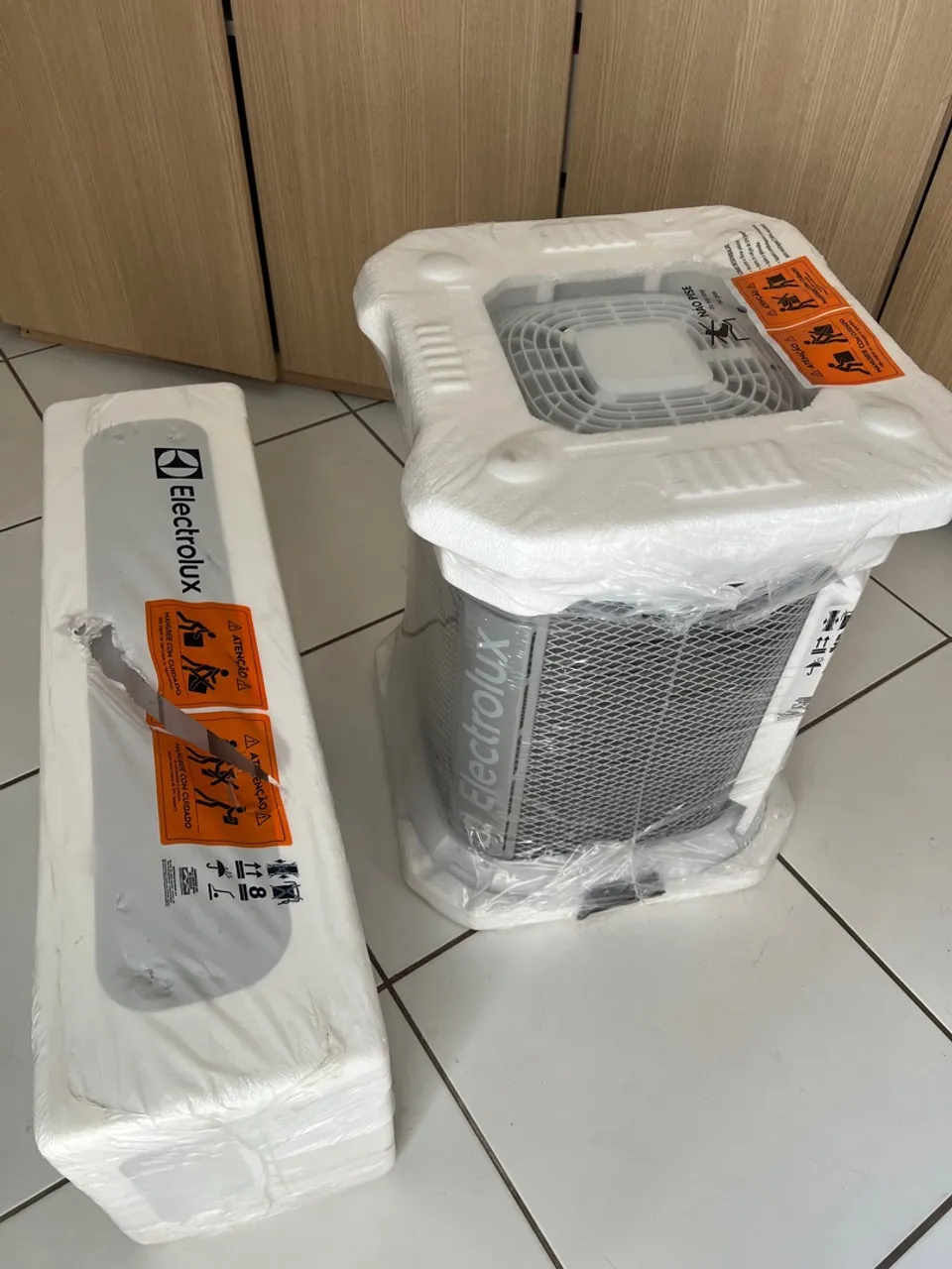 VENDO AR CONDICIONADO SPLIT 9.000 btus NOVO