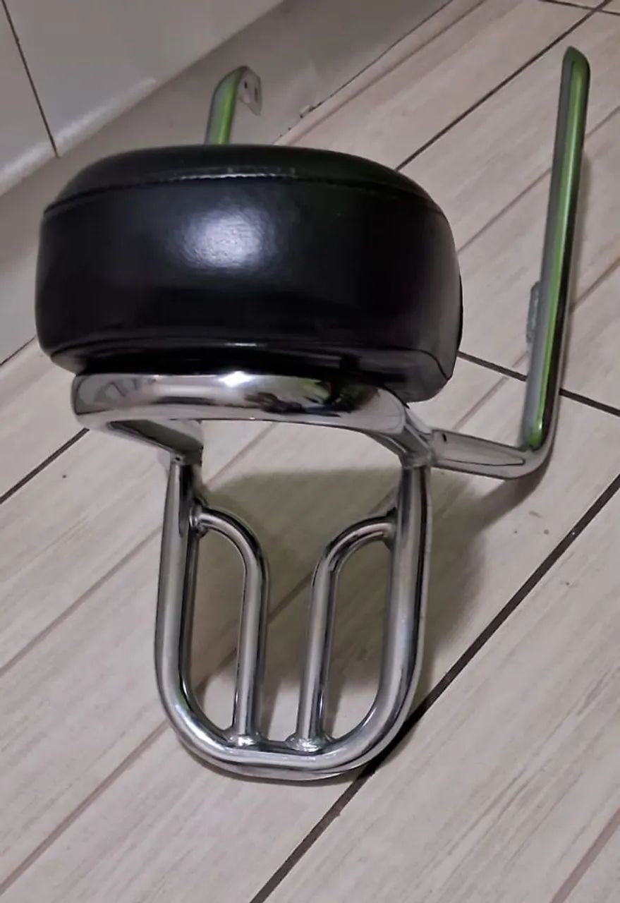Sissy Bar com Encosto e Bagageiro para Motos - Foto 4