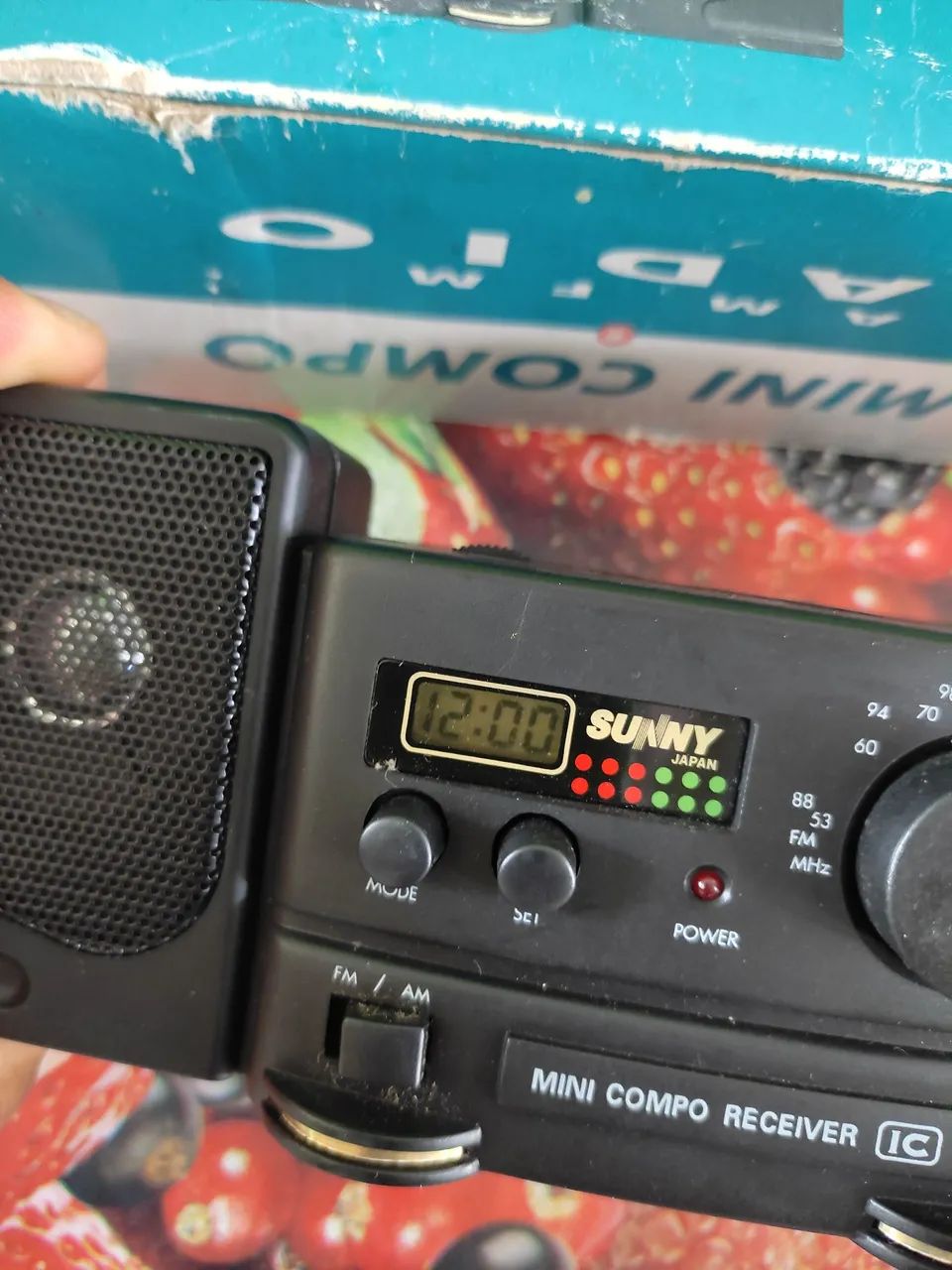 Rádio Portátil Sunny Mini Compo AM/FM - Foto 2