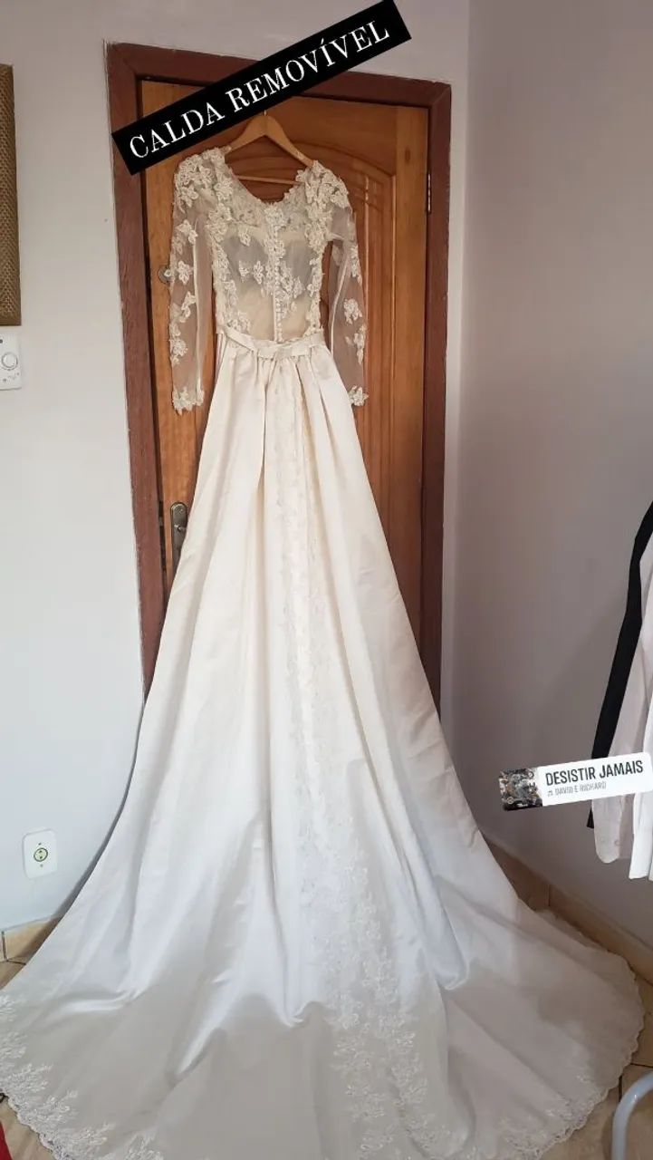 Vestido Off White com Calda Removível - Foto 3