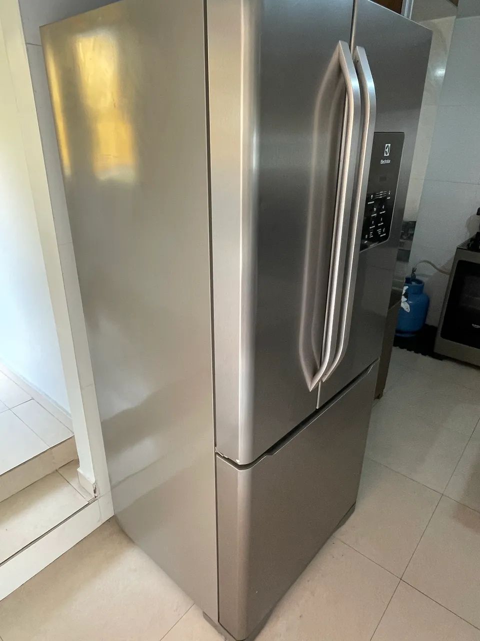 Geladeira 3 Portas 580L Electrolux - Foto 2