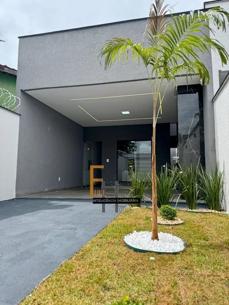 CASA PONTA KAYANA I 2 QUARTOS I 1 SUITE I 2 VAGAS I GOURMET I CHURRASQUEIRA I PORCELANATO 