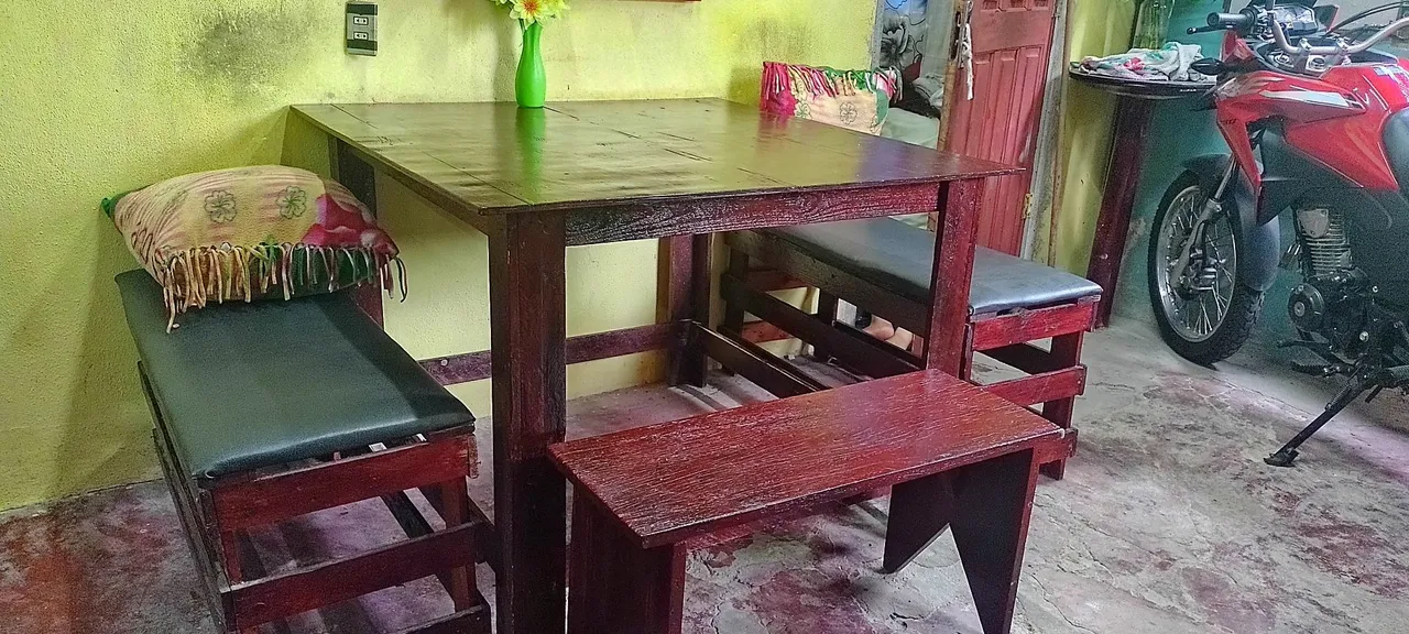 Mesa rustica