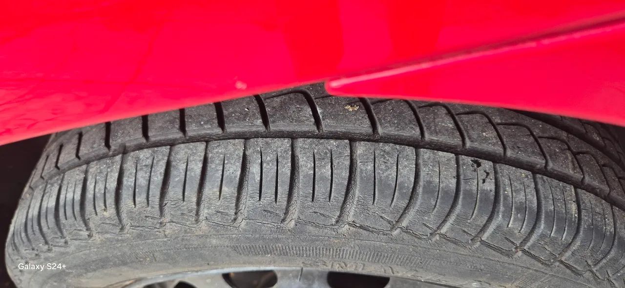 Volkswagen Fox 1.0 MI Total Flex 8V 5P 2010 - Foto 7