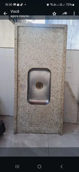 Pia de granito bege Bahia mais 2 pedrad